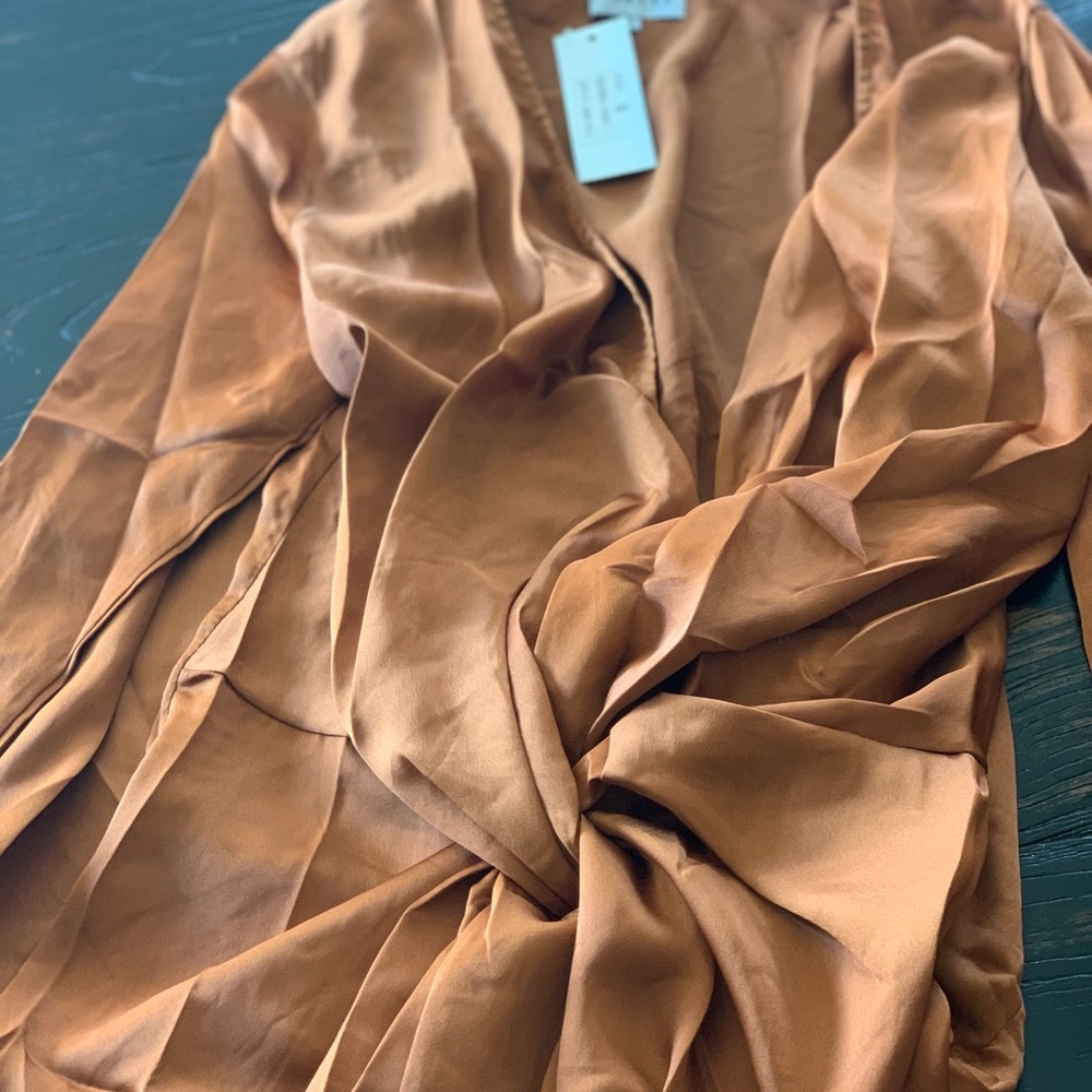 Dress - Picture 2 of 4